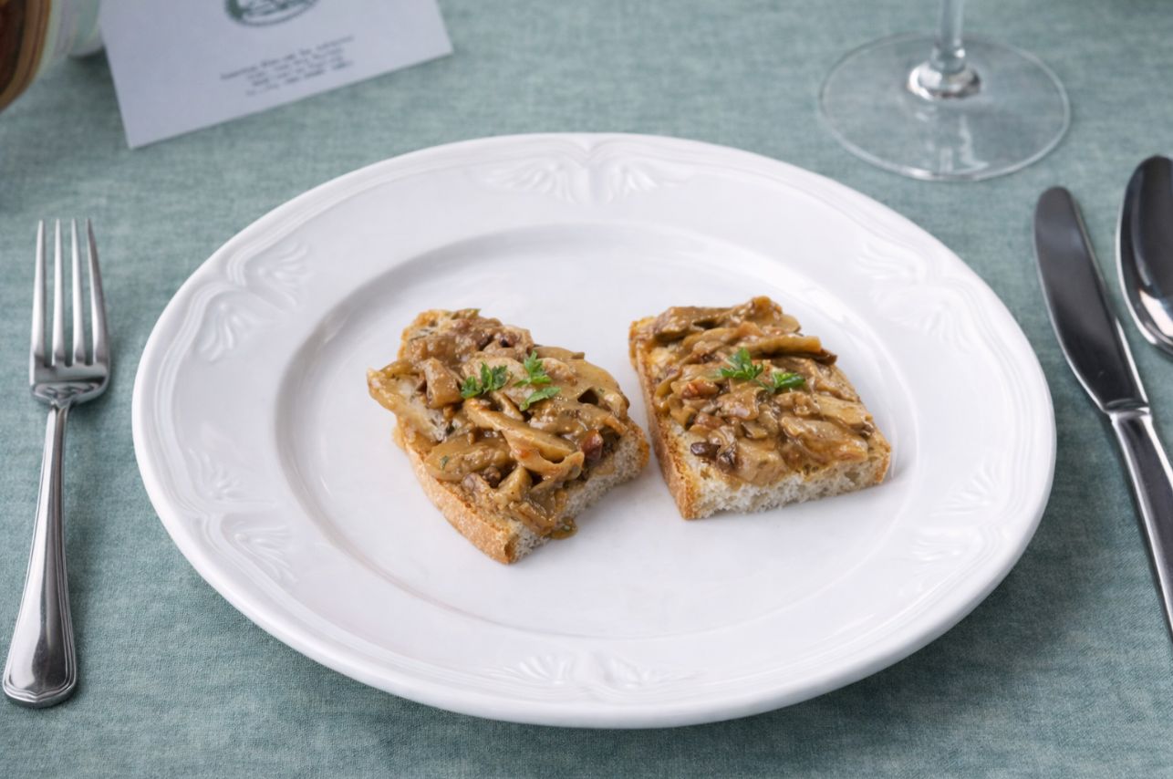 Antipasto stagionale, crostone ai funghi porcini, eventi e matrimoni Ristorante Le macinaie, Monte Amiata