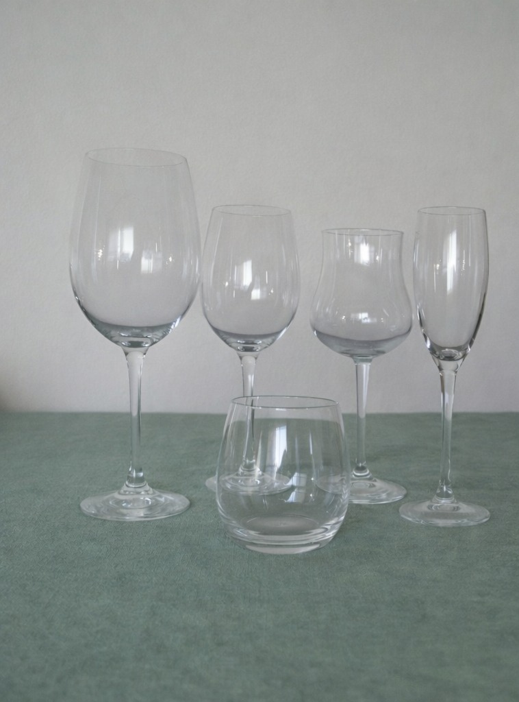 Serie bicchieri classic. Allestimenti Le Macinaie Eventi. Le Macinaie, ristorante e catering sul Monte Amiata, Toscana.