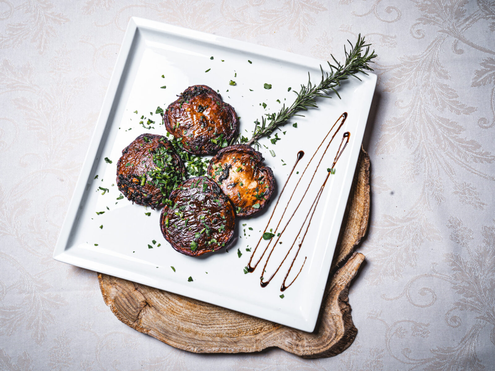 Cappelle di porcino arrosto - Ristorante Le Macinaie Monte Amiata