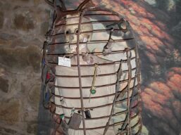 Giardino di Daniel Spoerri - Seggiano (GR) - Interno della cappella dei crani